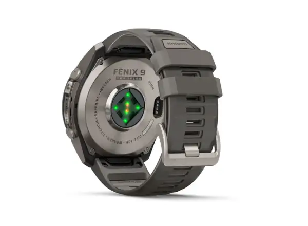 Garmin Fénix 9 Pro inReach Solar 51 mm Smartwatch Titanium Pebble Gray/Silver Gray