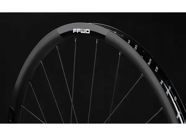 FFWD Outride geflochtene Gravel-Räder, DT Swiss 350 Naben Matt Black
