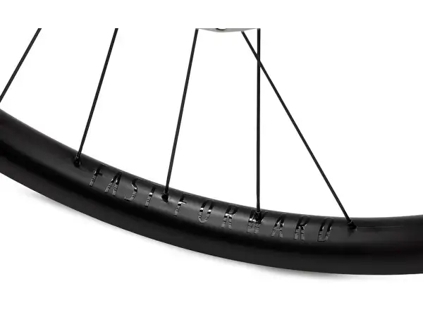 FFWD OUTLAW Carbon Boost 30 mm 29" Laufräder in Mattschwarz