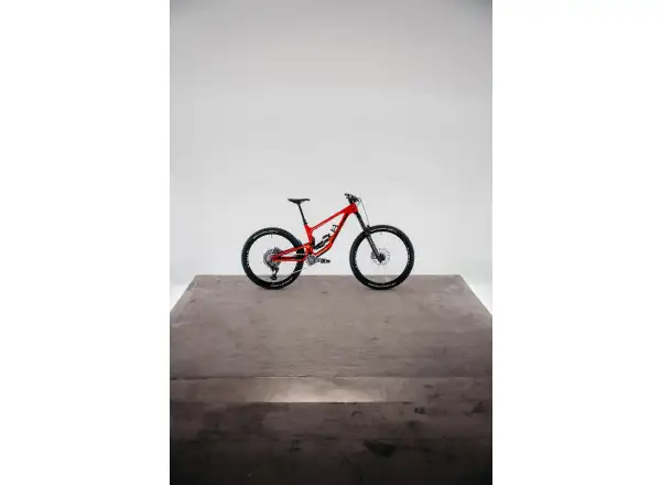 Nukeproof Giga Carbon Pro 290 T-GX vollgefedertes Fahrrad Red
