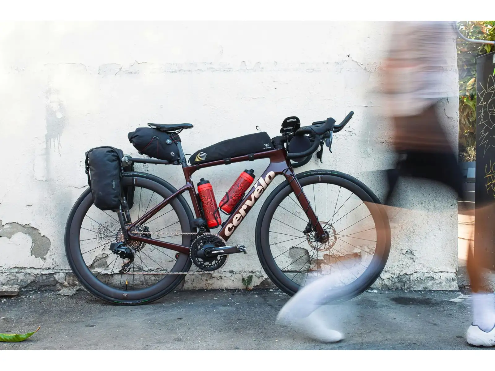 Cervélo Caledonia 5 Rival AXS Rennrad Five Black