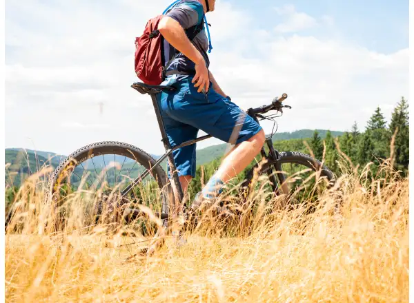 Endura Hummvee Herren Shorts mit Polsterung Black