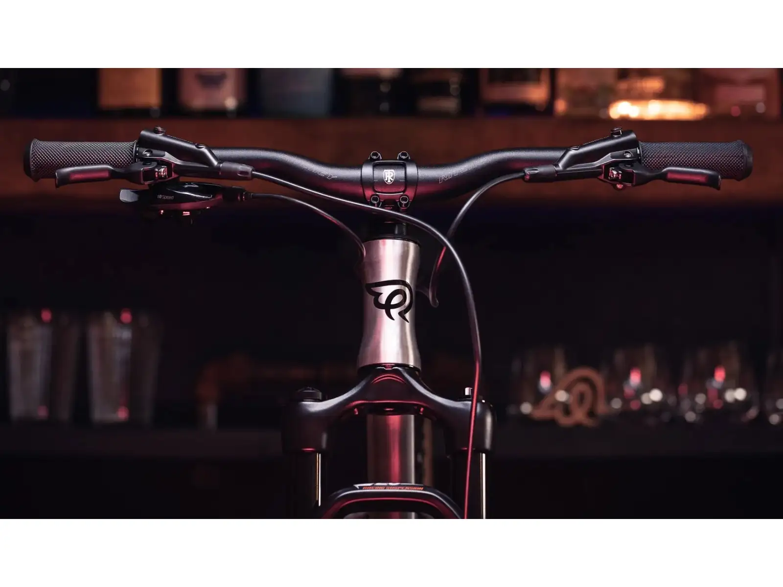 Early Rider Hellion 20 Kinderfahrrad in Electric Purple.