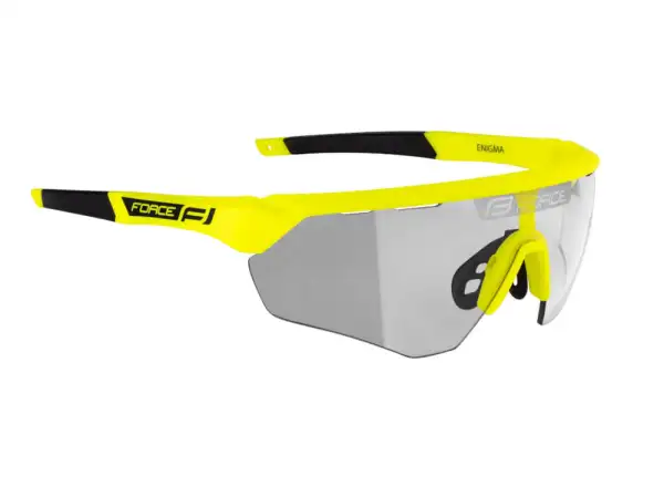 Die Force Enigma Fahrradbrille mit fluoreszierenden/fotochromatischen Gläsern.