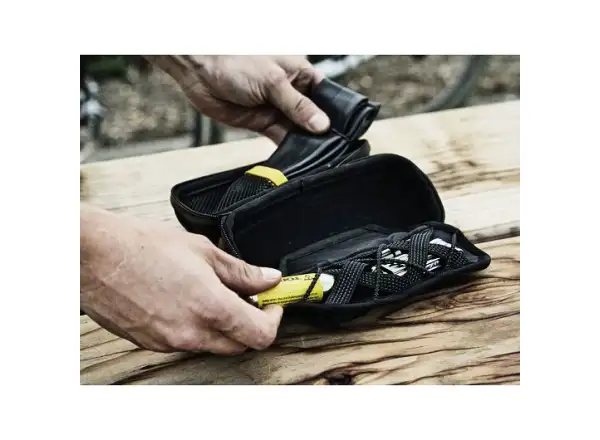 Topeak Cagepack Werkzeugtasche für den Rahmen 0,75 l Schwarz/Gelb