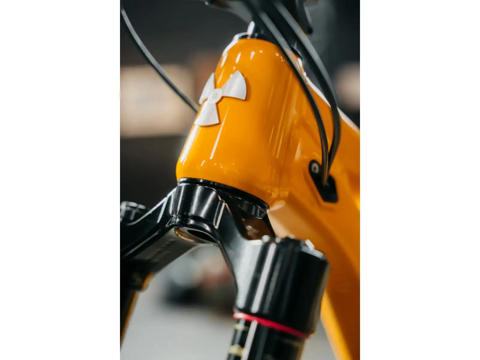 Nukeproof Mega 290 Pro Alloy Eagle 90 vollgefedertes Fahrrad Yellow