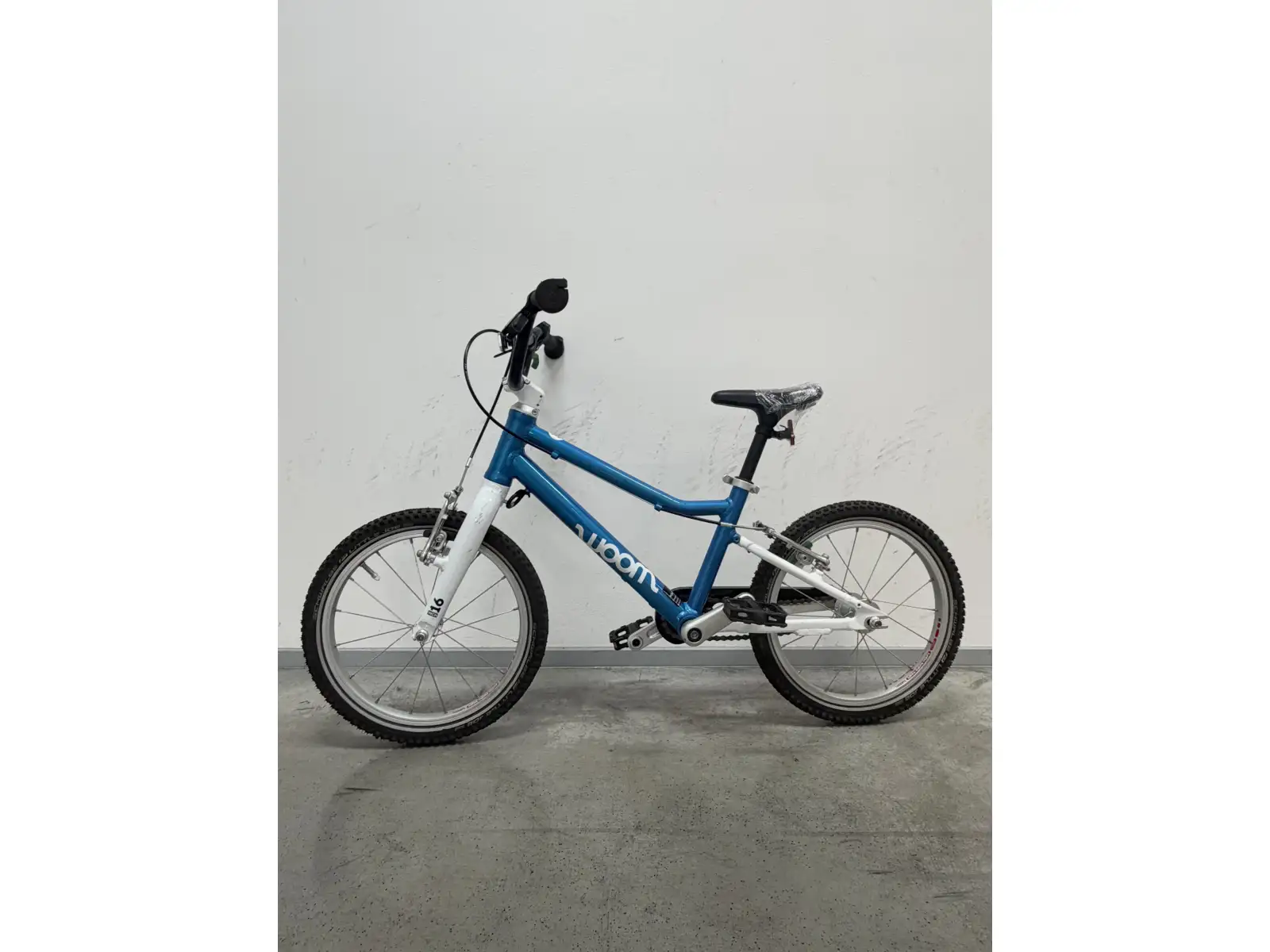 Woom 3 Blue 16" Kinderfahrrad BAZAR