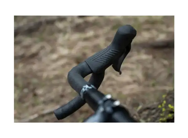 Shimano GRX ST-RX400 / BR-RX400 2-fach Schalt-/Bremsgriff + Vorderer Flat Mount Bremssattel Polymer-Beläge mit Kühlung