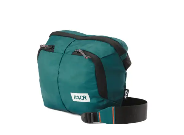 Aevor Sacoche Bag Umhängetasche 4 l Evergreen