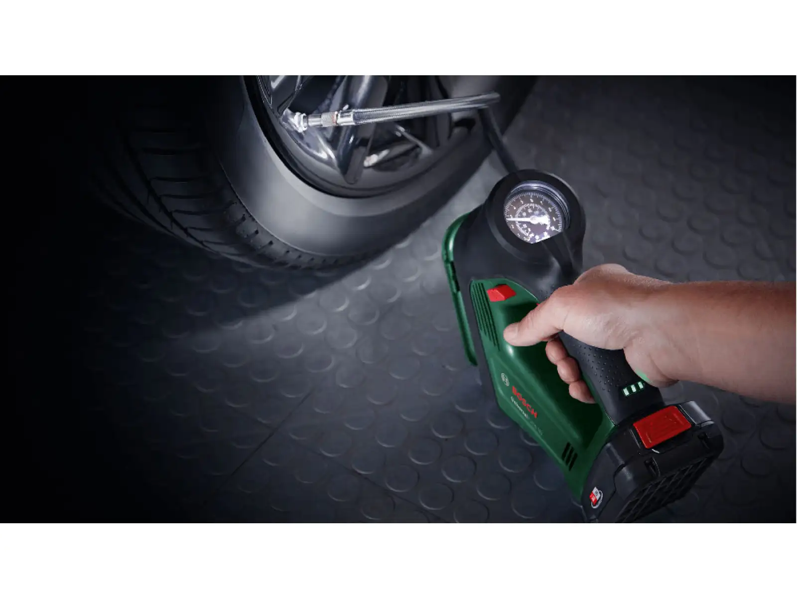 Bosch UniversalPump 18V kabellose pneumatische Pumpe + Starter-Set 18V