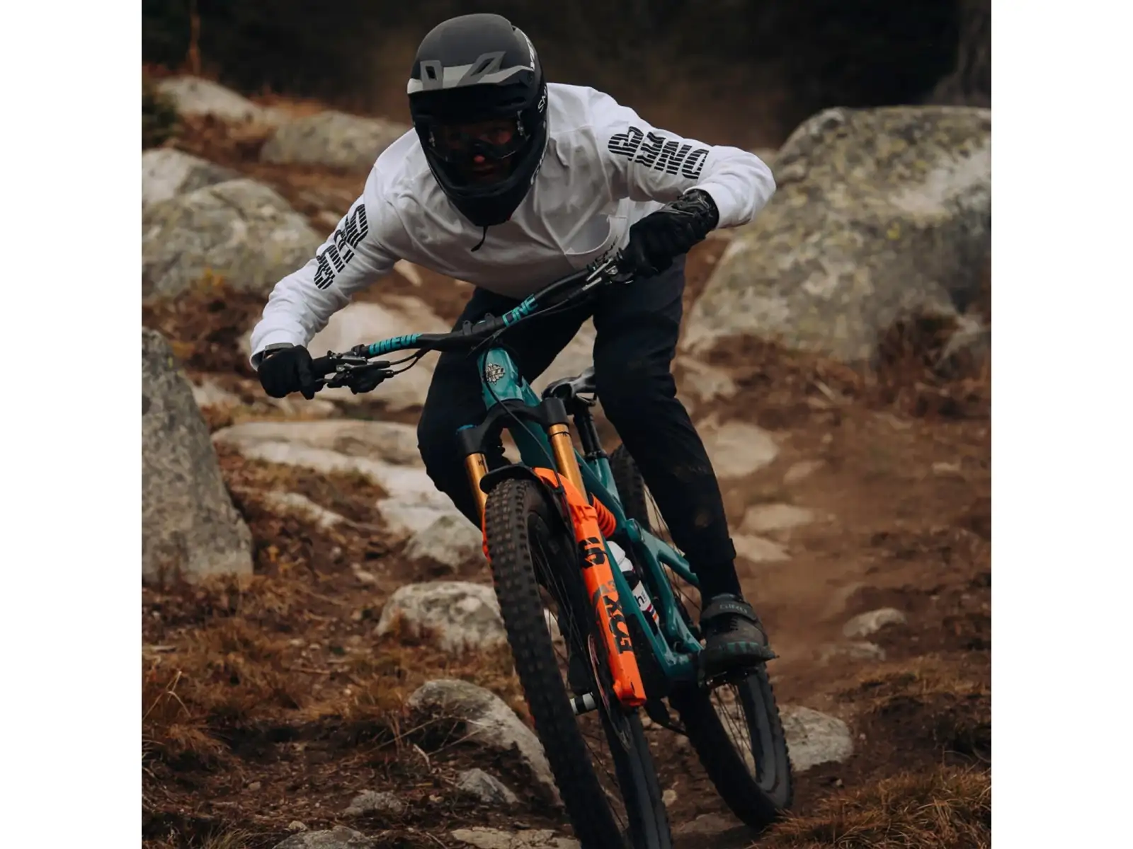 OneUp Lenker V1 Carbon - 35/800 mm Hub 35 mm Schwarz