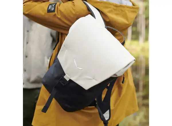 Salewa Fanes 18 l Rucksack Haferflocken