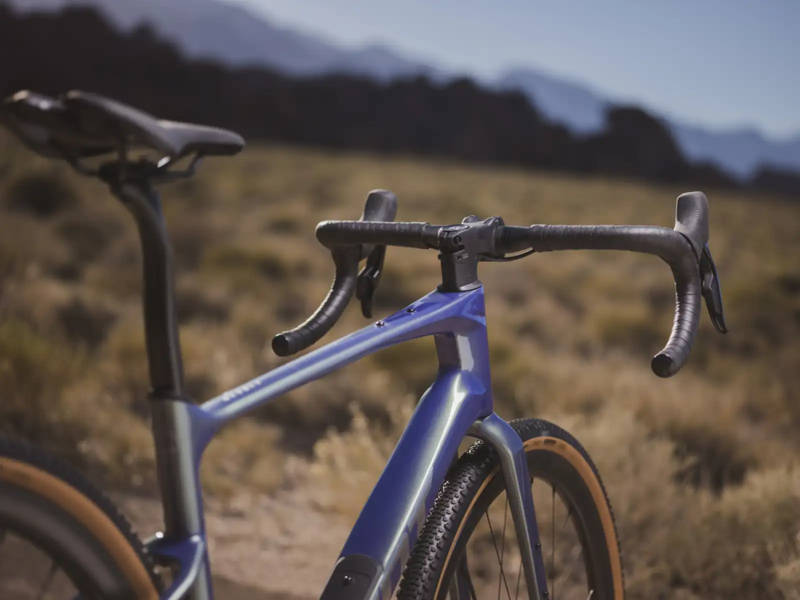 Giant Revolt Advanced Pro 0 Gravel Fahrrad Interstellar