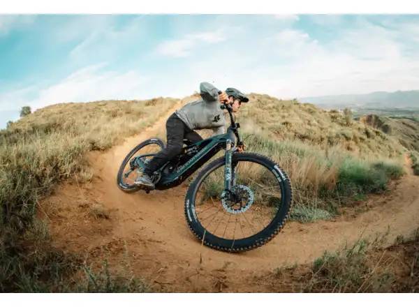 Cannondale Moterra Carbon 1 vollgefederte Elektrofahrrad mattschwarz (BBQ) GEPRÜFT
