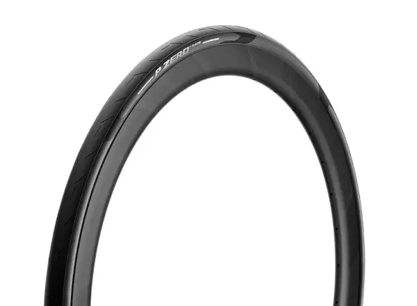 Pirelli P ZERO™ Race TechBELT SmartEVO Straßenreifen mit Kevlar.