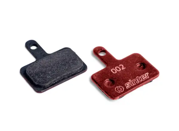 Sinter Shimano B-Typ Bremsbeläge aus Polymer in Rot.