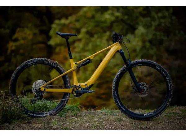 Superior iXF 9.2 vollgefedertes E-Bike Matte Mustard