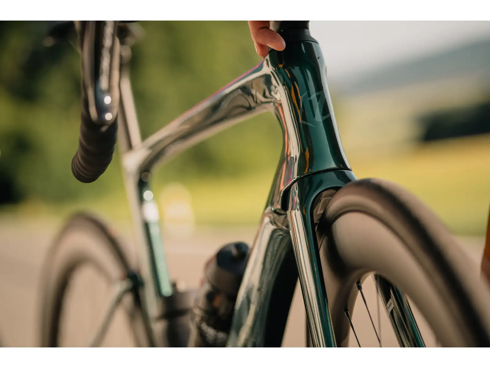 Isaac Meson 105 Di2 Rennrad Jade Green