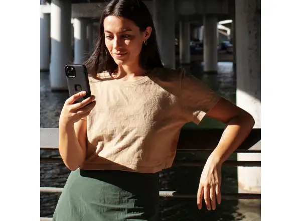 Peak Design Everyday Loop V2 Hülle für iPhone 15 Pro Salbei