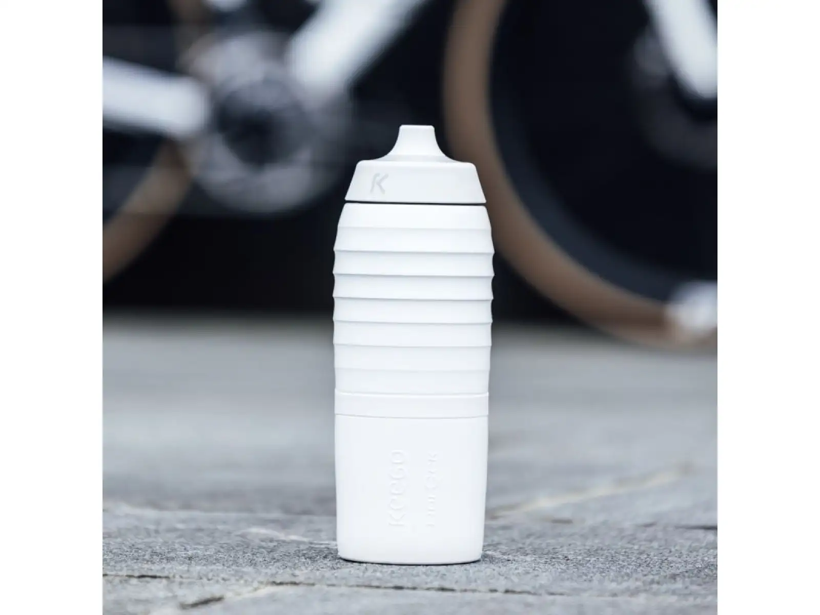 Fidlock Twist Keego Flasche 600 ml + Flaschenbasis Weiß