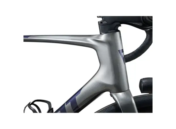 Giant Defy Advanced 1 Rennrad Charcoal / Milchstraße