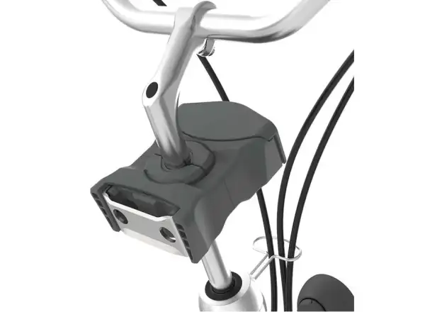 Urban Iki Kindersitz vorne mit Koge Brown/Bincho Black Adapter.