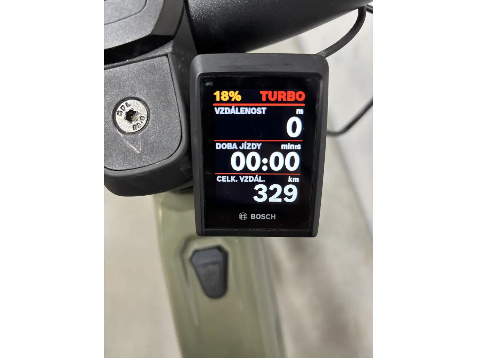 Focus Sam2 6.8 DI 750Wh elektrisches Mountainbike Urbangreen/Huntsmangreen - Überprüft