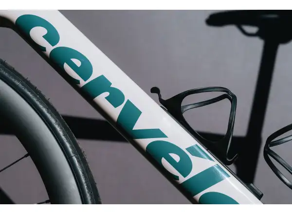 Cervélo Caledonia-5 SRAM Rival AXS Sandstone 56