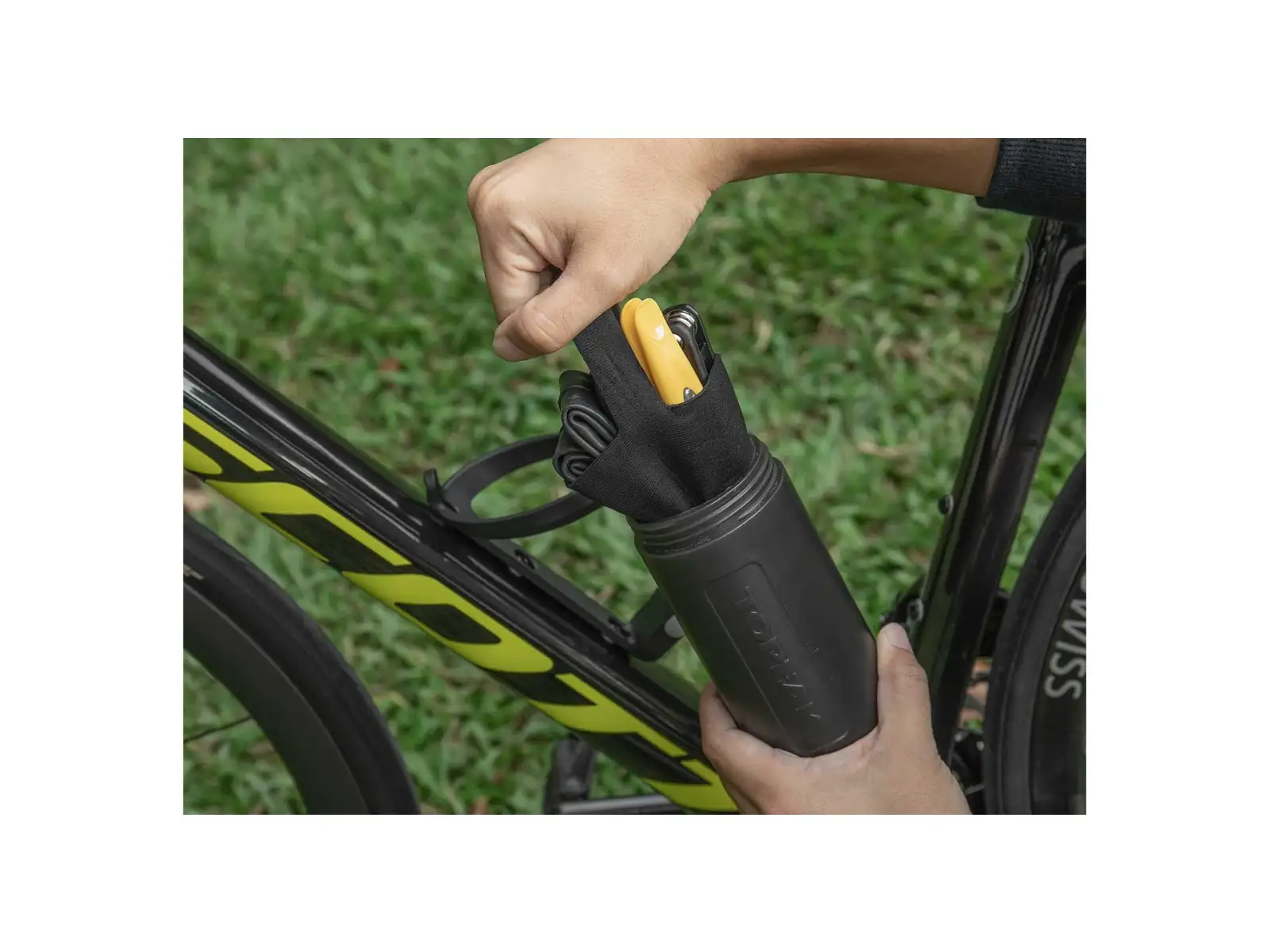 Topeak Escape Pod M Flaschentasche für den Korb