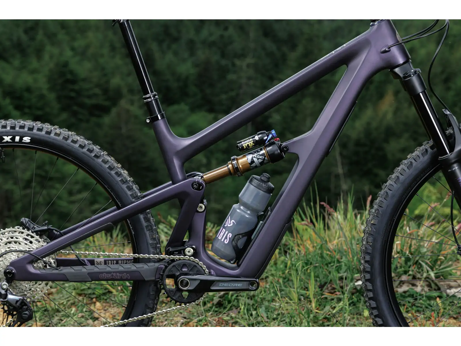 Ibis Ripmo V3 Deore Mountainbike Heckleberry Purple.