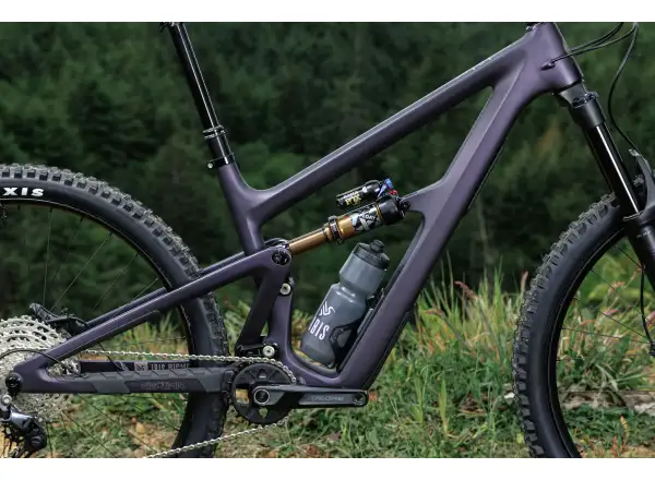 Ibis Ripmo V3 Deore Mountainbike Heckleberry Purple.