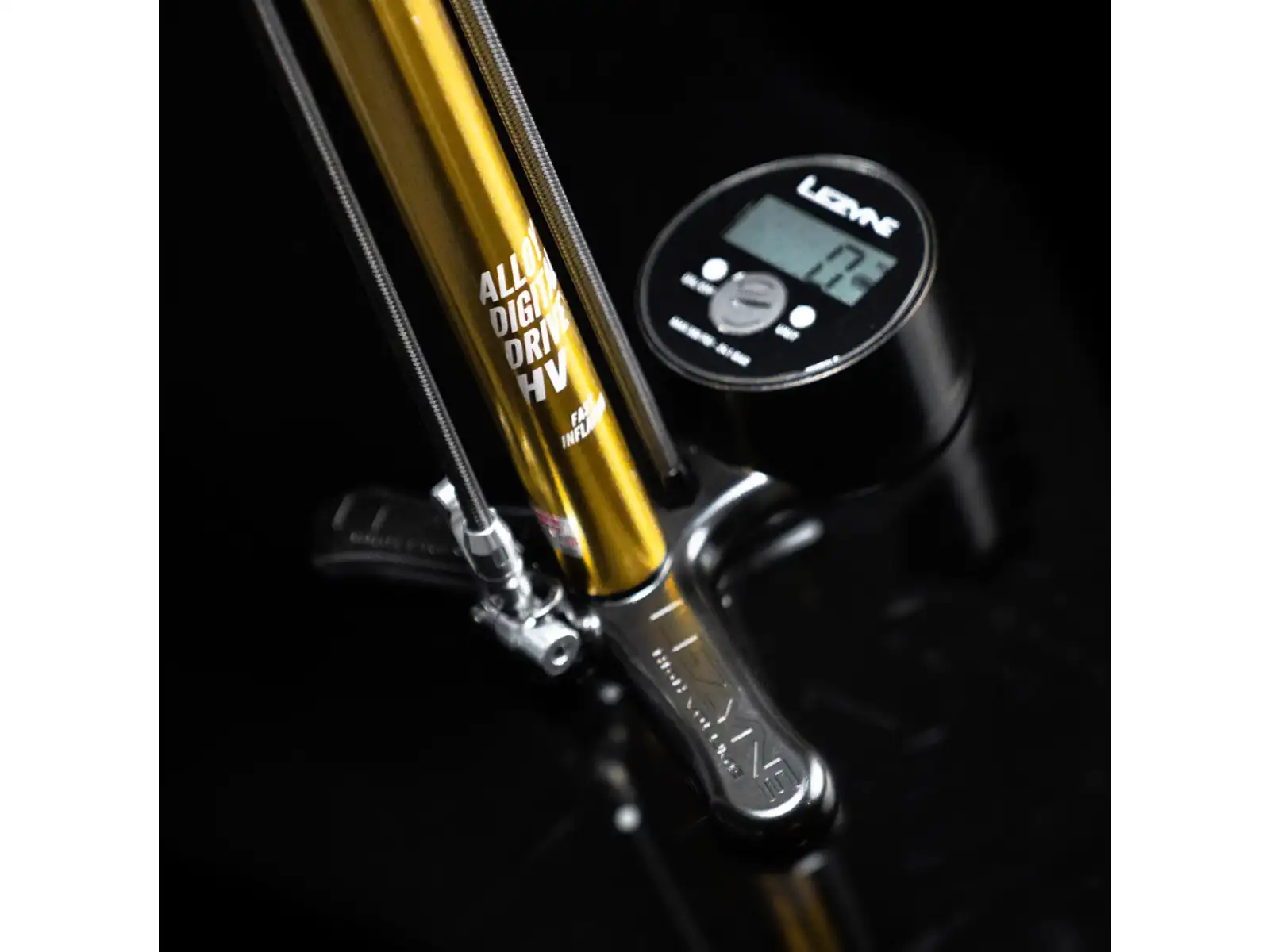 Lezyne 18K Digital Drive Werkstattpumpe GOLD/BLACK