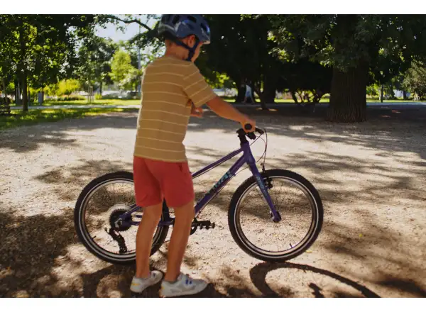 Fiha Kinderfahrrad 20″ – AuraBlazer Violett