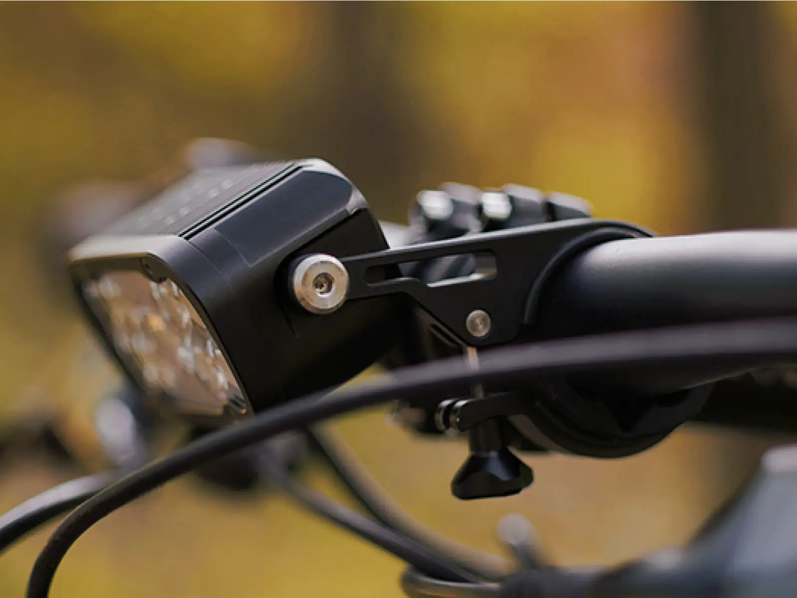 Ravemen XR6000 Frontlicht