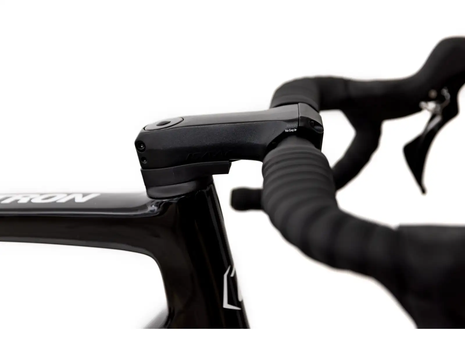 Isaac Vitron 105 Rennrad Onyx Black