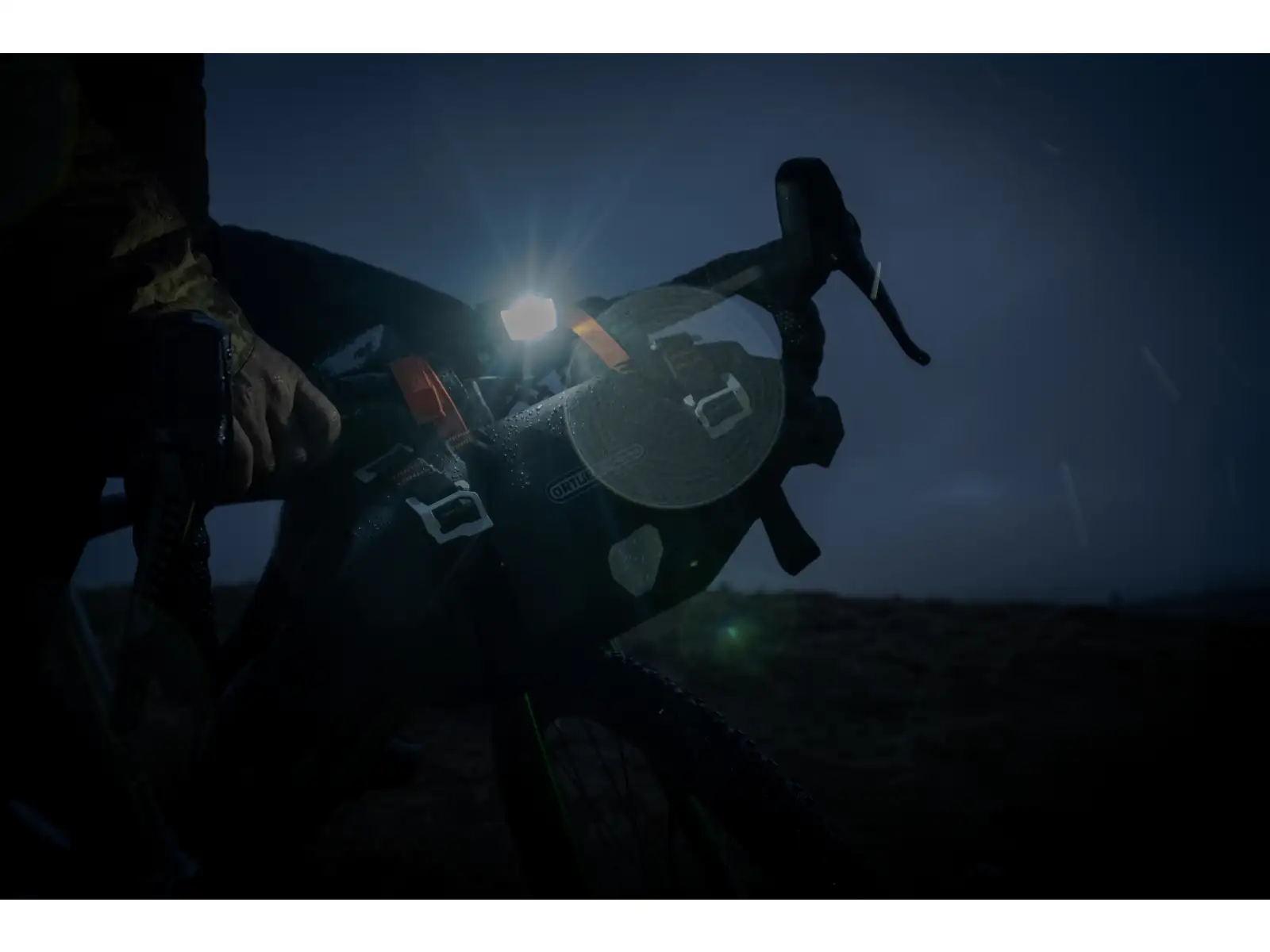 One Bikeparts F.Light 50 Licht black/grey