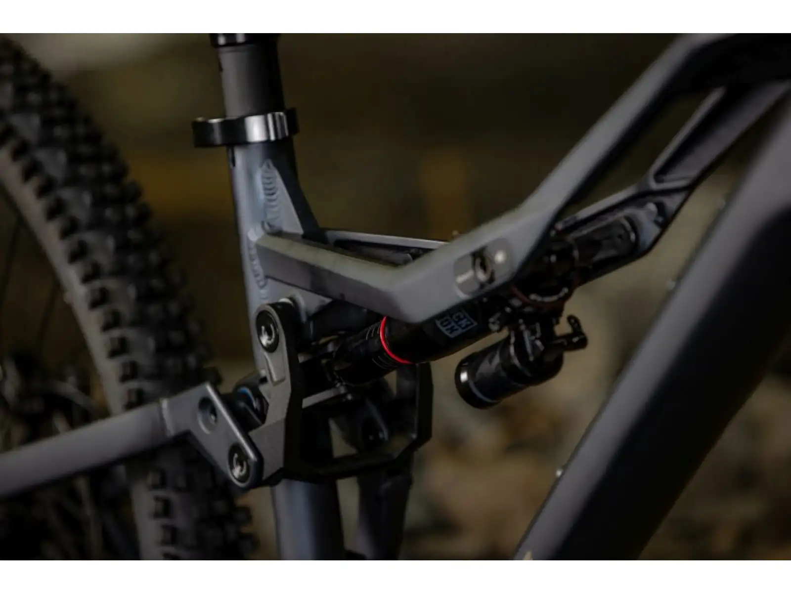 Rock Machine Whizz FS I 50 Mountainbike Matte Milliardär Blau.