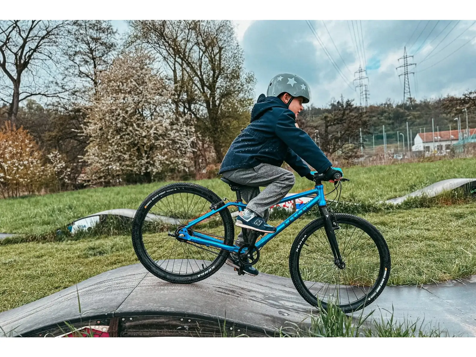 Rascal 24 5 sp. Sturmey Archer Kinderfahrrad Flame