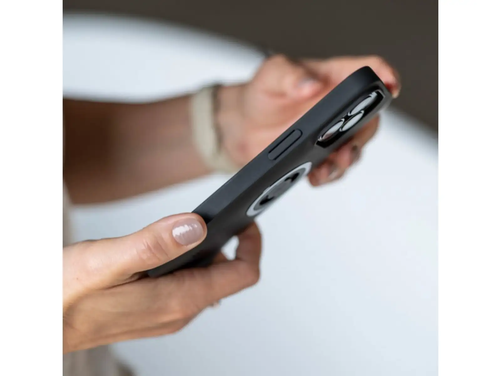 SP Connect Handyhülle SPC+ für iPhone 15 Schwarz