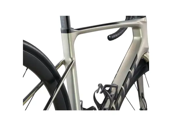 Giant Defy Advanced SL 1 Rennrad Golden Haze / Panther