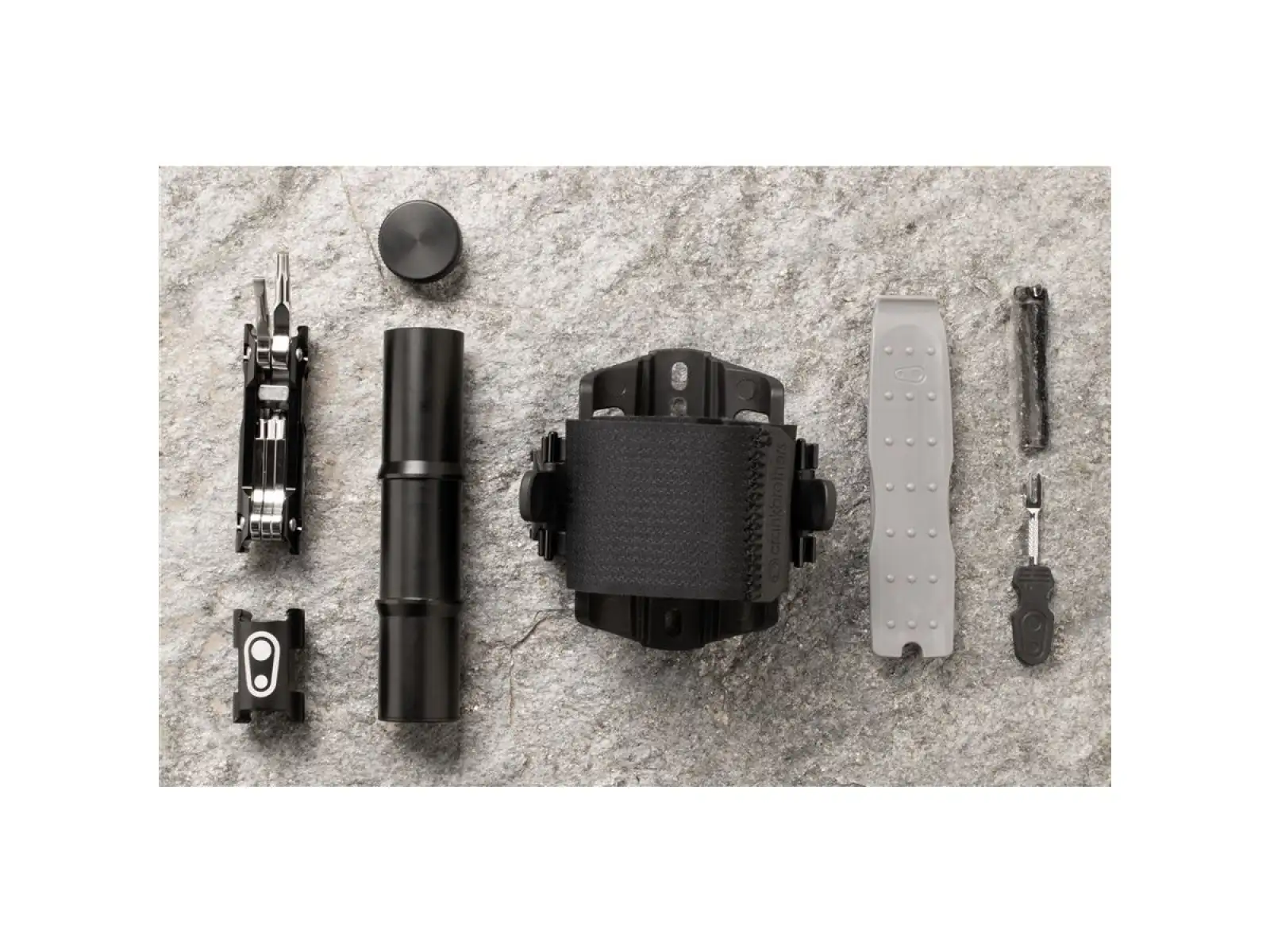 Crankbrothers S.O.S. TS18 Equipment Holder und Werkzeugset schwarz