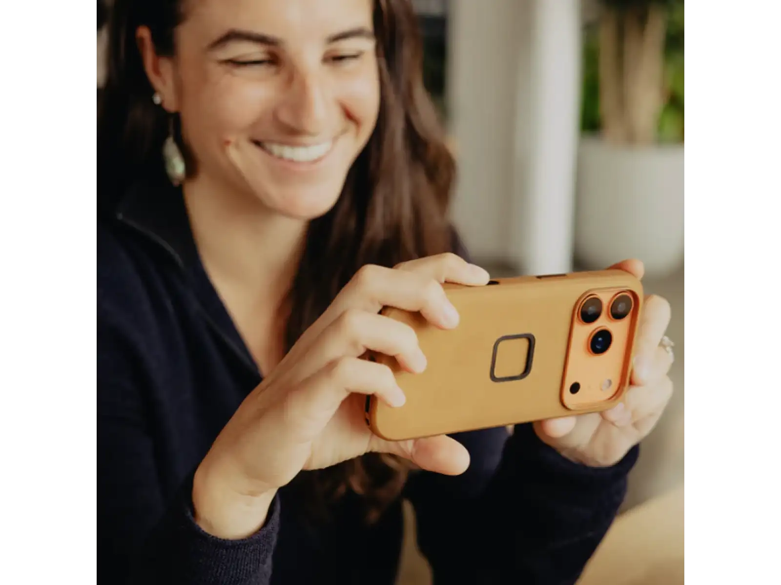Peak Design Everyday Clarino Hülle iPhone 17 Pro Tan
