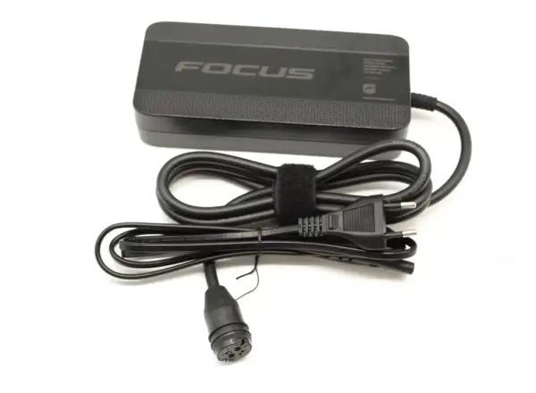 Focus Ladegerät 4A für Shimano Akku - EP800/801.