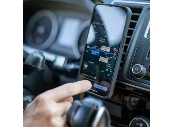 SP Connect Handyhülle SPC+ für iPhone 15 Schwarz