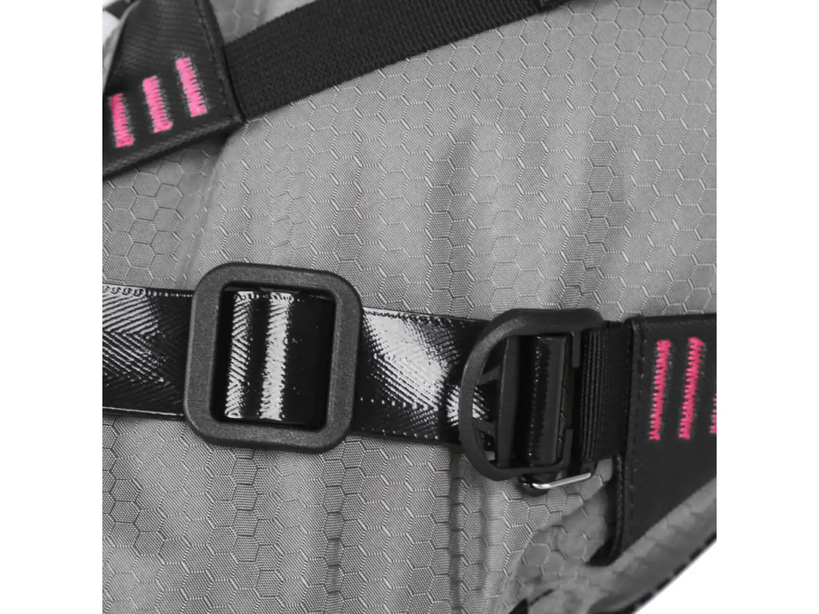 Woho X-Touring Dry Bag Satteltasche 8-12 l Honeycomb Iron grau Größe M.