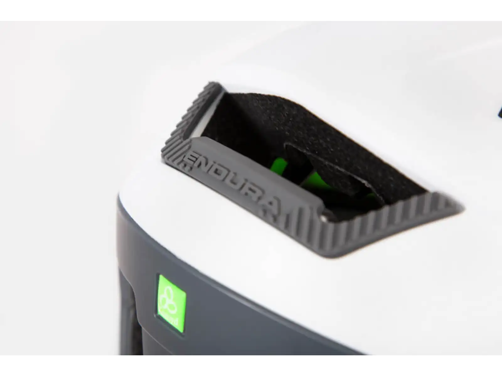Endura SingleTrack Helm Grün