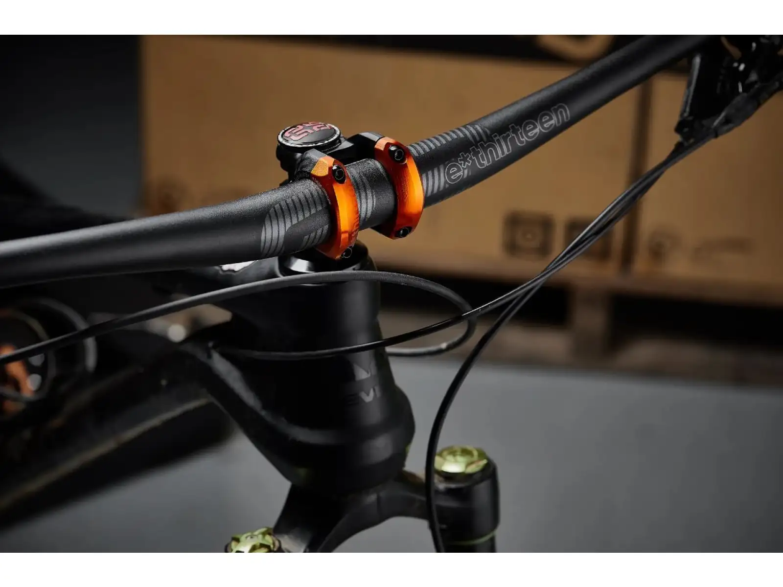 E-13 Plus 35 Vorbau 50 mm Schwarz/Orange