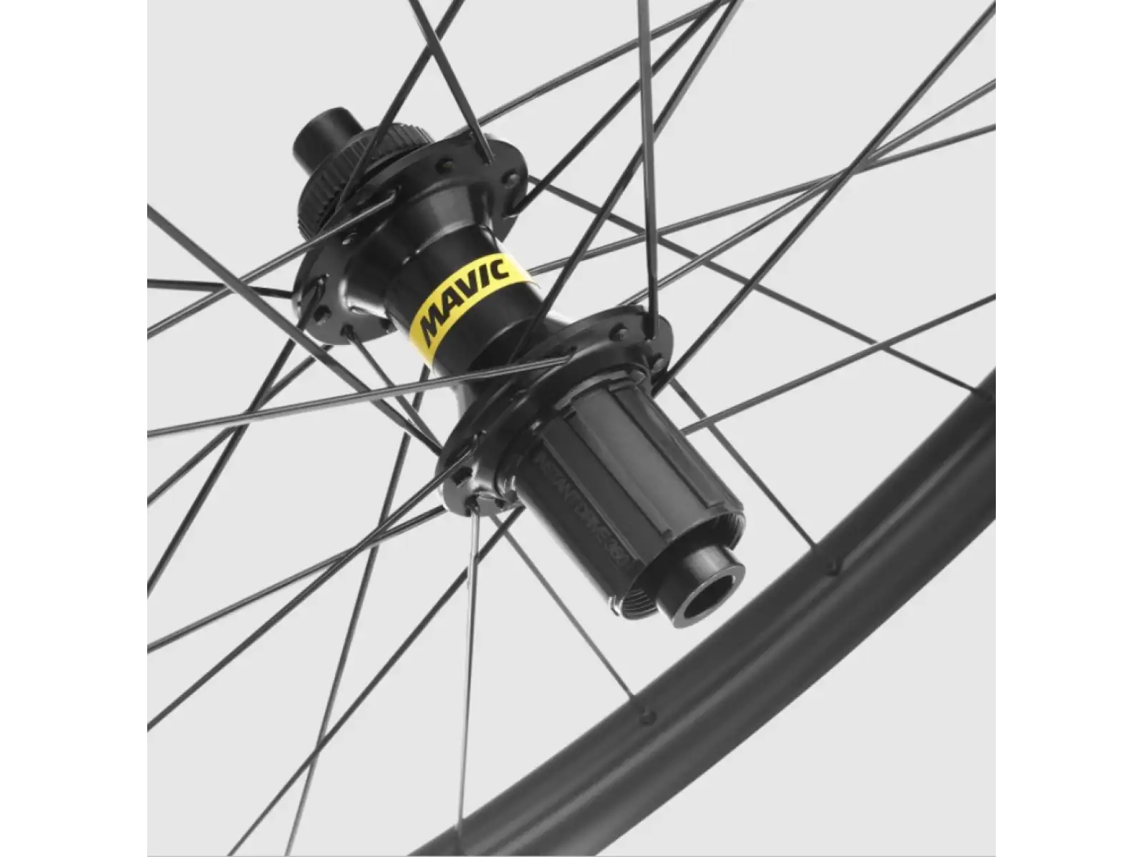 Mavic Cosmic S 42 Disc CL, ein Paar eingespeichte Räder mit Shimano-11-Gang