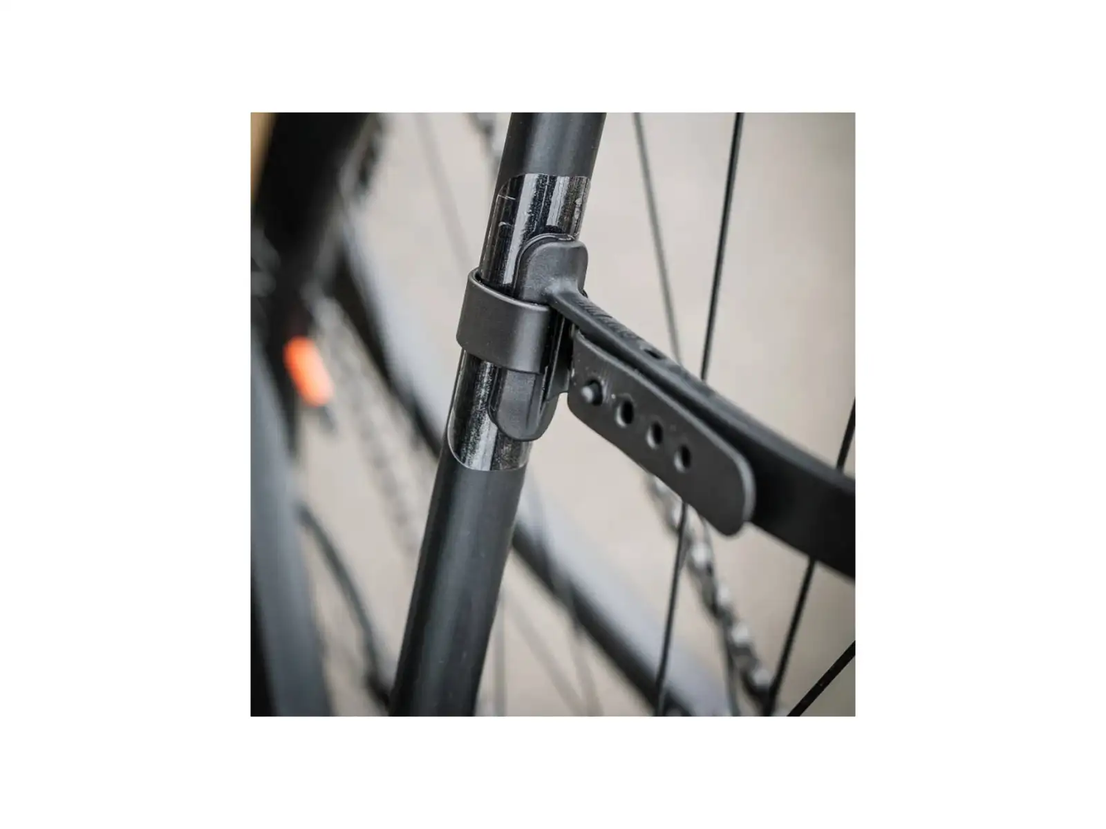 Ass Savers Win Wing 2 Gravel hinterer Kotflügel Black Dots