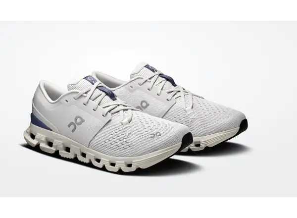On Cloud X 4 Damen Laufschuhe Lavender/Acai